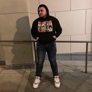 Meet your Posher, Christian